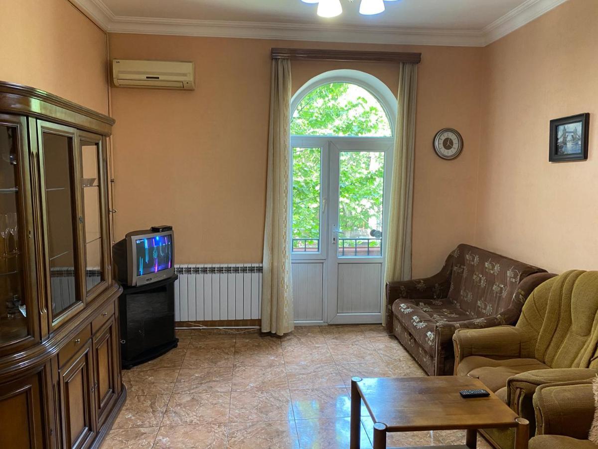 Agora Arcs Apartment Єреван Екстер'єр фото