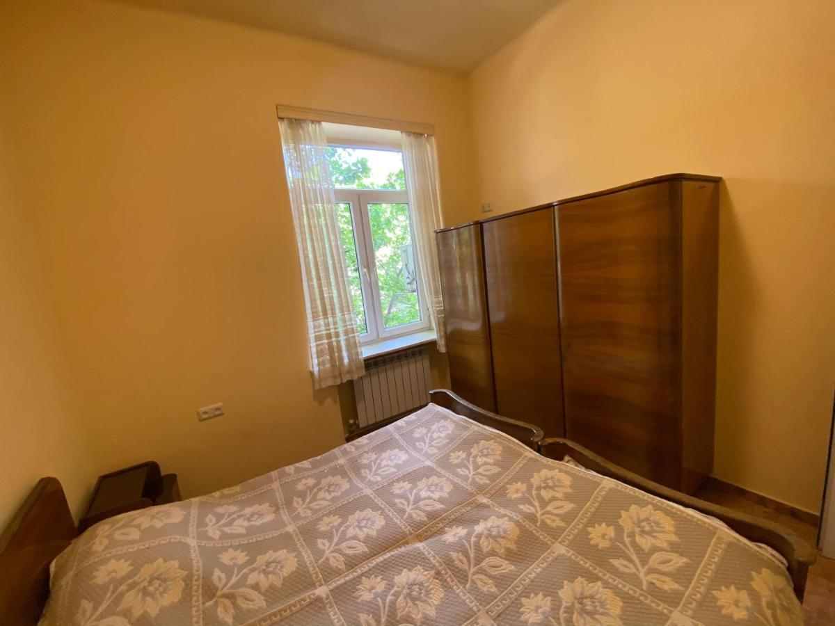 Agora Arcs Apartment Єреван Екстер'єр фото