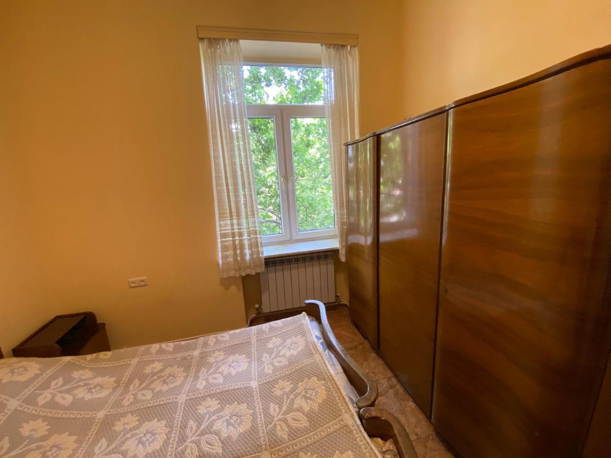Agora Arcs Apartment Єреван Екстер'єр фото